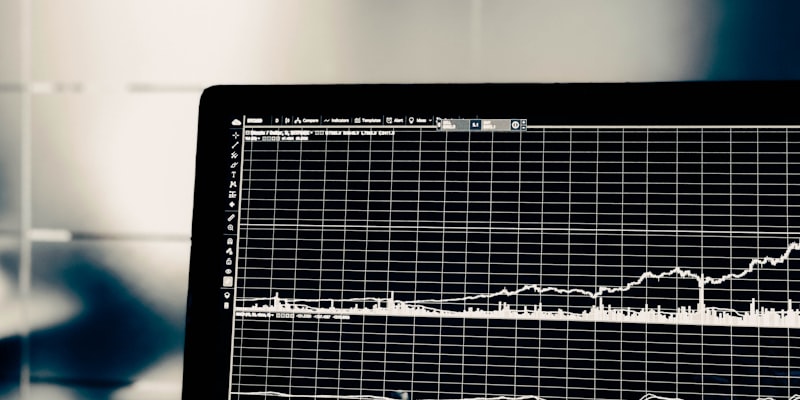 供应链金融示意图 - 展示商品、物流与资金在供应链中的流动